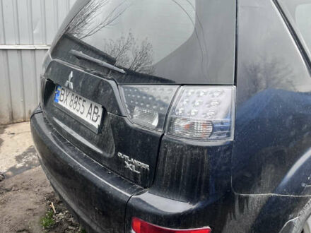 Мицубиси Аутлендер 2008 в Каменце-Подольском на Automoto.ua Черный Мицубиси Аутлендер, объемом двигателя 2.4 л и пробегом 180 тыс. км за 4500 $, фото 1 на Automoto.ua