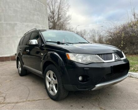 Чорний Міцубісі Аутлендер, об'ємом двигуна 2 л та пробігом 238 тис. км за 5500 $, фото 1 на Automoto.ua