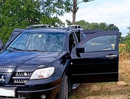 Мицубиси Аутлендер 2008 в Подольск (Котовск) на Automoto.ua Черный Мицубиси Аутлендер, объемом двигателя 20 л и пробегом 0 тыс. км за 6500 $, фото 1 на Automoto.ua