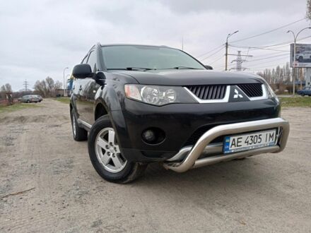 Мицубиси Аутлендер 2008 в Днепре (Днепропетровске) на Automoto.ua Черный Мицубиси Аутлендер, объемом двигателя 2.4 л и пробегом 217 тыс. км за 8900 $, фото 1 на Automoto.ua