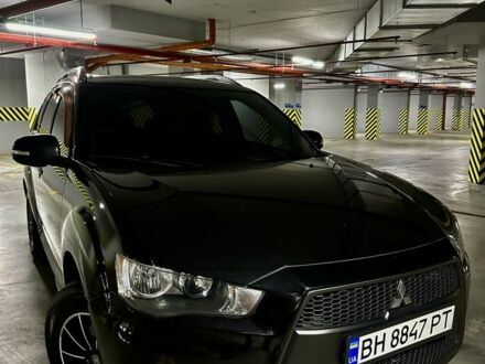 Міцубісі Аутлендер 2010 у Одесі на Automoto.ua Чорний Міцубісі Аутлендер, об'ємом двигуна 2 л та пробігом 196 тис. км за 9500 $, фото 1 на Automoto.ua
