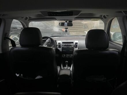 Чорний Міцубісі Аутлендер, об'ємом двигуна 0 л та пробігом 240 тис. км за 9800 $, фото 1 на Automoto.ua