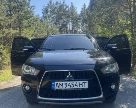 Чорний Міцубісі Аутлендер, об'ємом двигуна 2.2 л та пробігом 235 тис. км за 10500 $, фото 1 на Automoto.ua