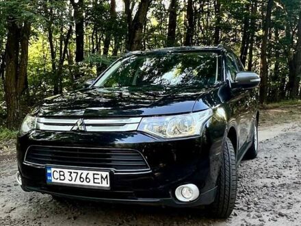 Мицубиси Аутлендер 2012 в Ирпене на Automoto.ua Черный Мицубиси Аутлендер, объемом двигателя 2.27 л и пробегом 240 тыс. км за 12800 $, фото 1 на Automoto.ua