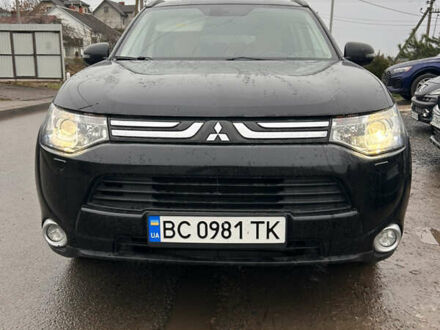 Черный Мицубиси Аутлендер, объемом двигателя 2.27 л и пробегом 202 тыс. км за 13100 $, фото 1 на Automoto.ua