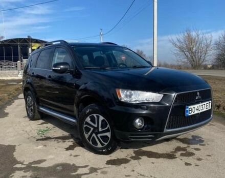Черный Мицубиси Аутлендер, объемом двигателя 2.27 л и пробегом 250 тыс. км за 11200 $, фото 1 на Automoto.ua