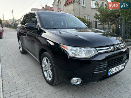 Міцубісі Аутлендер 2013 у Львові на Automoto.ua Чорний Міцубісі Аутлендер, об'ємом двигуна 2.36 л та пробігом 116 тис. км за 12500 $, фото 1 на Automoto.ua