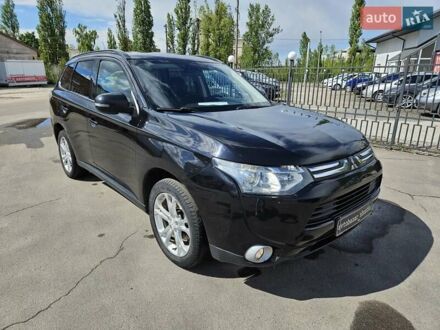 Мицубиси Аутлендер 2013 в Шостке на Automoto.ua Черный Мицубиси Аутлендер, объемом двигателя 2.27 л и пробегом 228 тыс. км за 12400 $, фото 1 на Automoto.ua