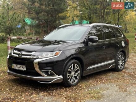 Мицубиси Аутлендер 2015 в Харькове на Automoto.ua Черный Мицубиси Аутлендер, объемом двигателя 3 л и пробегом 133 тыс. км за 14300 $, фото 1 на Automoto.ua