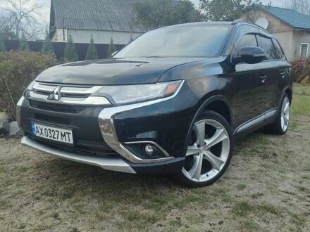 Міцубісі Аутлендер 2015 у Харкові на Automoto.ua Чорний Міцубісі Аутлендер, об'ємом двигуна 2.36 л та пробігом 100 тис. км за 15300 $, фото 1 на Automoto.ua
