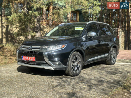 Мицубиси Аутлендер 2016 в Киеве на Automoto.ua Черный Мицубиси Аутлендер, объемом двигателя 3 л и пробегом 248 тыс. км за 15500 $, фото 1 на Automoto.ua