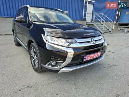 Міцубісі Аутлендер 2016 у Чернівцях на Automoto.ua Чорний Міцубісі Аутлендер, об'ємом двигуна 0 л та пробігом 137 тис. км за 18699 $, фото 1 на Automoto.ua