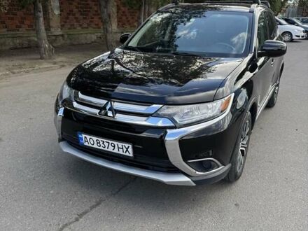Мицубиси Аутлендер 2017 в Ужгороде на Automoto.ua Черный Мицубиси Аутлендер, объемом двигателя 2.36 л и пробегом 187 тыс. км за 15300 $, фото 1 на Automoto.ua