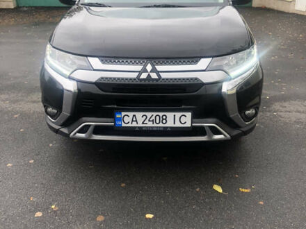 Міцубісі Аутлендер 2018 у Монастырище на Automoto.ua Чорний Міцубісі Аутлендер, об'ємом двигуна 2.36 л та пробігом 146 тис. км за 12900 $, фото 1 на Automoto.ua