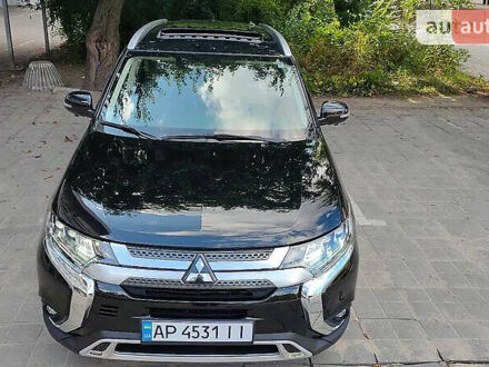 Мицубиси Аутлендер 2018 в Запорожье на Automoto.ua Черный Мицубиси Аутлендер, объемом двигателя 2.4 л и пробегом 25 тыс. км за 17499 $, фото 1 на Automoto.ua