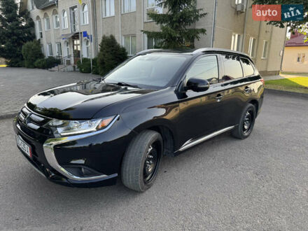 Мицубиси Аутлендер 2018 в Ивано-Франковске на Automoto.ua Черный Мицубиси Аутлендер, объемом двигателя 2 л и пробегом 156 тыс. км за 17700 $, фото 1 на Automoto.ua