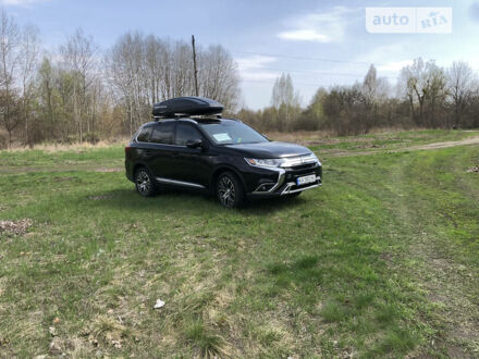 Мицубиси Аутлендер 2018 в Киеве на Automoto.ua Черный Мицубиси Аутлендер, объемом двигателя 3 л и пробегом 62 тыс. км за 18900 $, фото 1 на Automoto.ua