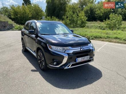 Мицубиси Аутлендер 2018 в Белой Церкве на Automoto.ua Черный Мицубиси Аутлендер, объемом двигателя 2 л и пробегом 120 тыс. км за 16600 $, фото 1 на Automoto.ua