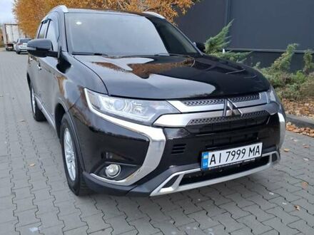 Мицубиси Аутлендер 2018 в Белой Церкве на Automoto.ua Черный Мицубиси Аутлендер, объемом двигателя 2 л и пробегом 121 тыс. км за 17800 $, фото 1 на Automoto.ua