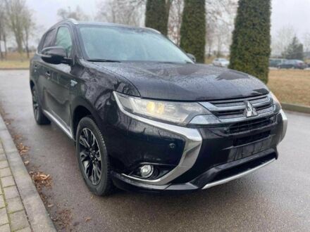 Міцубісі Аутлендер 2018 у Дніпро (Дніпропетровську) на Automoto.ua Чорний Міцубісі Аутлендер, об'ємом двигуна 2 л та пробігом 162 тис. км за 15100 $, фото 1 на Automoto.ua