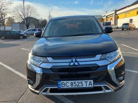 Міцубісі Аутлендер 2019 у Львові на Automoto.ua Чорний Міцубісі Аутлендер, об'ємом двигуна 2.36 л та пробігом 137 тис. км за 17200 $, фото 1 на Automoto.ua