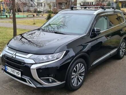 Міцубісі Аутлендер 2019 у Буче на Automoto.ua Чорний Міцубісі Аутлендер, об'ємом двигуна 2.36 л та пробігом 84 тис. км за 19300 $, фото 1 на Automoto.ua