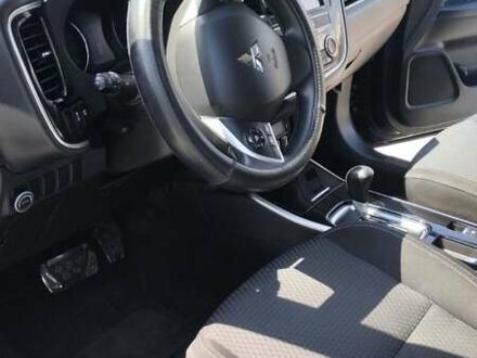 Мицубиси Аутлендер 2019 в Запорожье на Automoto.ua Черный Мицубиси Аутлендер, объемом двигателя 2.36 л и пробегом 75 тыс. км за 19400 $, фото 1 на Automoto.ua