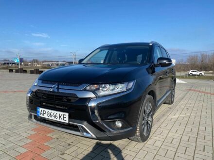 Мицубиси Аутлендер 2020 в Запорожье на Automoto.ua Черный Мицубиси Аутлендер, объемом двигателя 2.4 л и пробегом 144 тыс. км за 17500 $, фото 1 на Automoto.ua