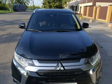 Міцубісі Аутлендер 2020 у Павлограде на Automoto.ua Чорний Міцубісі Аутлендер, об'ємом двигуна 2.4 л та пробігом 96 тис. км за 19000 $, фото 1 на Automoto.ua