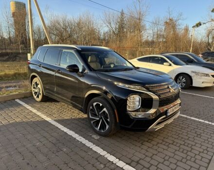 Черный Мицубиси Аутлендер, объемом двигателя 2.5 л и пробегом 121 тыс. км за 22600 $, фото 1 на Automoto.ua