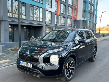 Черный Мицубиси Аутлендер, объемом двигателя 2.49 л и пробегом 56 тыс. км за 25900 $, фото 1 на Automoto.ua