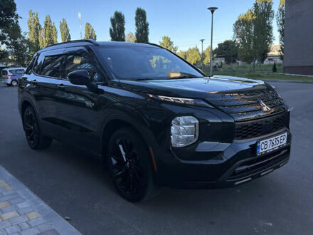 Чорний Міцубісі Аутлендер, об'ємом двигуна 2.36 л та пробігом 21 тис. км за 44000 $, фото 1 на Automoto.ua