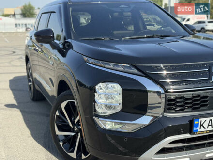 Чорний Міцубісі Аутлендер, об'ємом двигуна 2.36 л та пробігом 10 тис. км за 43500 $, фото 1 на Automoto.ua