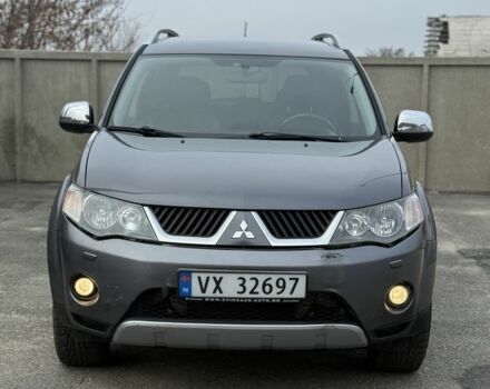 Коричневый Мицубиси Аутлендер, объемом двигателя 0 л и пробегом 300 тыс. км за 4750 $, фото 5 на Automoto.ua