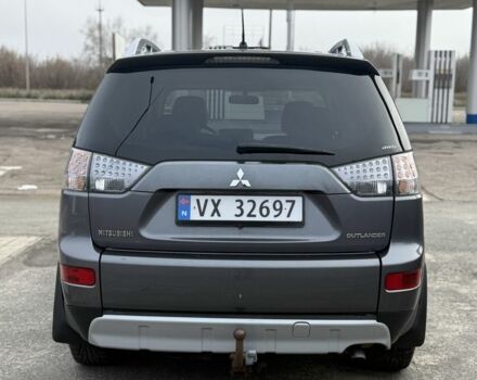 Коричневый Мицубиси Аутлендер, объемом двигателя 0 л и пробегом 300 тыс. км за 4750 $, фото 2 на Automoto.ua