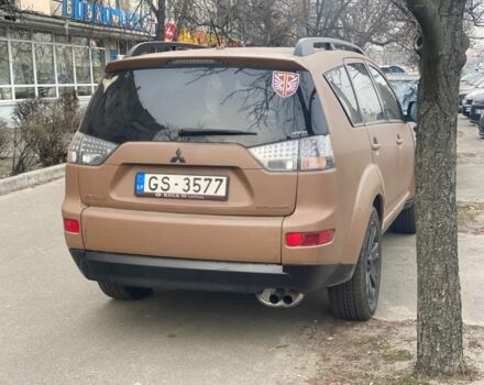 Міцубісі Аутлендер 2007 у Києві на Automoto.ua Коричневий Міцубісі Аутлендер, об'ємом двигуна 2 л та пробігом 272 тис. км за 4000 $, фото 8 на Automoto.ua