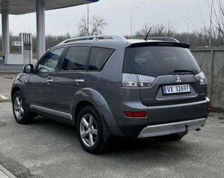 Коричневый Мицубиси Аутлендер, объемом двигателя 0 л и пробегом 300 тыс. км за 4750 $, фото 3 на Automoto.ua