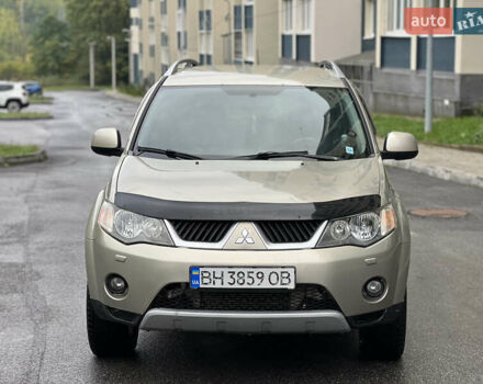 Мицубиси Аутлендер 2007 в Харькове на Automoto.ua Коричневый Мицубиси Аутлендер, объемом двигателя 2 л и пробегом 260 тыс. км за 7600 $, фото 2 на Automoto.ua