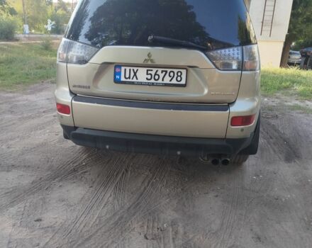 Мицубиси Аутлендер 2009 в Изюме на Automoto.ua Коричневый Мицубиси Аутлендер, объемом двигателя 2 л и пробегом 322 тыс. км за 5100 $, фото 3 на Automoto.ua