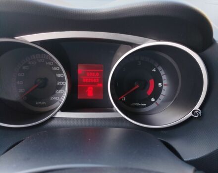 Мицубиси Аутлендер 2009 в Изюме на Automoto.ua Коричневый Мицубиси Аутлендер, объемом двигателя 2 л и пробегом 322 тыс. км за 5100 $, фото 5 на Automoto.ua