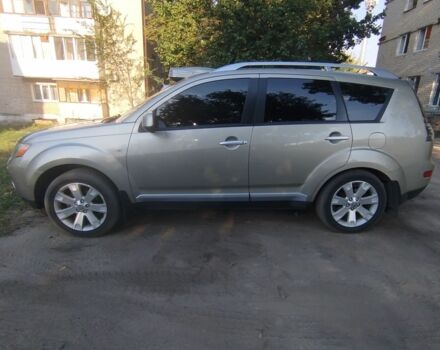 Мицубиси Аутлендер 2009 в Изюме на Automoto.ua Коричневый Мицубиси Аутлендер, объемом двигателя 2 л и пробегом 322 тыс. км за 5100 $, фото 1 на Automoto.ua