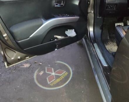 Коричневый Мицубиси Аутлендер, объемом двигателя 2.2 л и пробегом 210 тыс. км за 11500 $, фото 6 на Automoto.ua