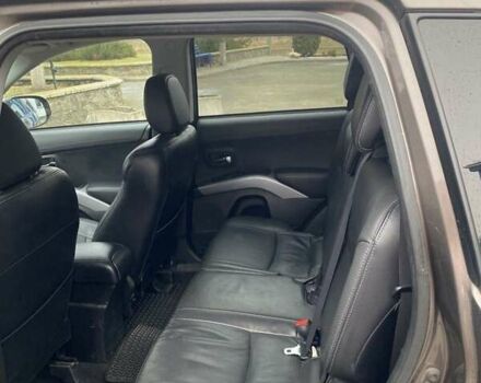 Коричневий Міцубісі Аутлендер, об'ємом двигуна 2.2 л та пробігом 266 тис. км за 11000 $, фото 9 на Automoto.ua