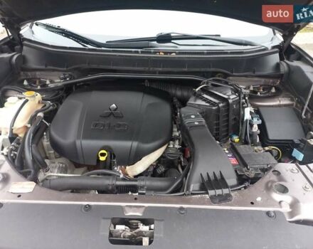 Коричневий Міцубісі Аутлендер, об'ємом двигуна 2.2 л та пробігом 240 тис. км за 10900 $, фото 28 на Automoto.ua