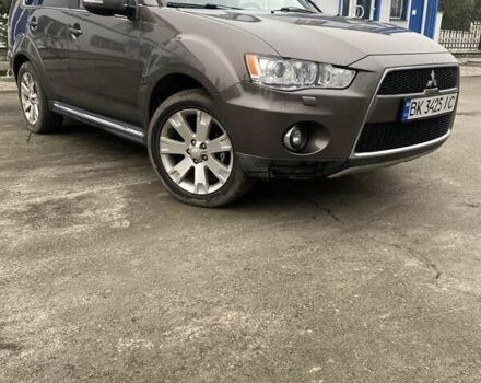 Коричневий Міцубісі Аутлендер, об'ємом двигуна 2.2 л та пробігом 266 тис. км за 11000 $, фото 3 на Automoto.ua
