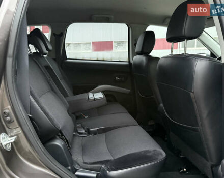 Коричневий Міцубісі Аутлендер, об'ємом двигуна 2.2 л та пробігом 235 тис. км за 10600 $, фото 27 на Automoto.ua