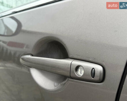 Коричневий Міцубісі Аутлендер, об'ємом двигуна 2.2 л та пробігом 235 тис. км за 10600 $, фото 12 на Automoto.ua