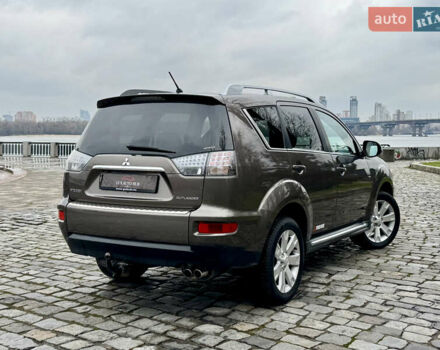Коричневый Мицубиси Аутлендер, объемом двигателя 2.18 л и пробегом 208 тыс. км за 10555 $, фото 55 на Automoto.ua