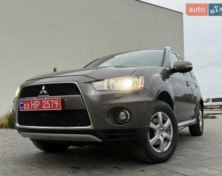 Коричневий Міцубісі Аутлендер, об'ємом двигуна 2.2 л та пробігом 235 тис. км за 10600 $, фото 14 на Automoto.ua