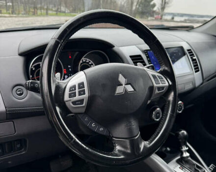 Коричневый Мицубиси Аутлендер, объемом двигателя 2.18 л и пробегом 208 тыс. км за 10555 $, фото 19 на Automoto.ua